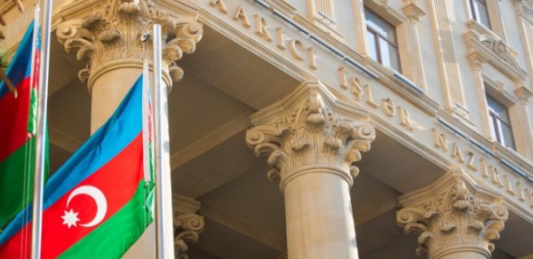 XİN Maldivin Müstəqillik Gününü təbrik edib
