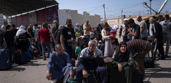 Britaniya Qəzzaya humanitar yardım göndərəcək