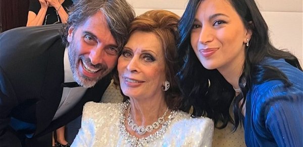 Sofi Lorenin oğlu gürcü xanımla evləndi - FOTOLAR