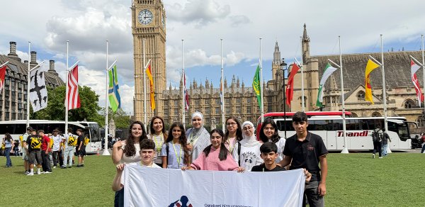 “Bakcell”in dəstəyi ilə “YAŞAT” yay məktəbi Londonda