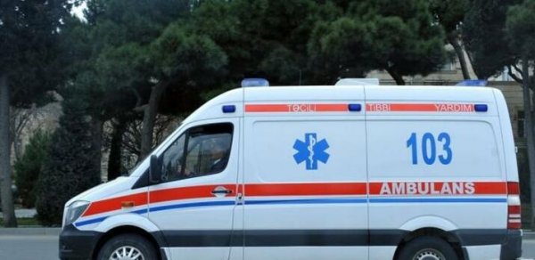 Lənkəranda təcili tibbi yardım avtomobili qəzaya uğrayıb