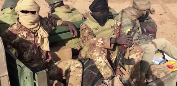 Burkina-Fasoda terrorçular 50-yə yaxın hərbçini qətlə yetirib