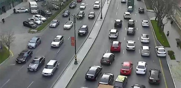 Bakıda sıxlıq olan yollar açıqlandı