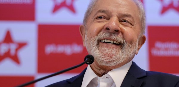 Braziliya prezidenti: Tramp suverenliyimizi heçə sayır