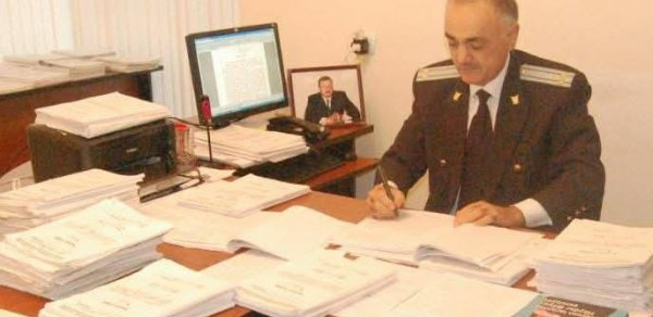 Qalmaqallı prokuror vəfat etdi