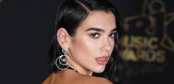 Dua Lipa Kosova vətəndaşlığını aldı - FOTO
