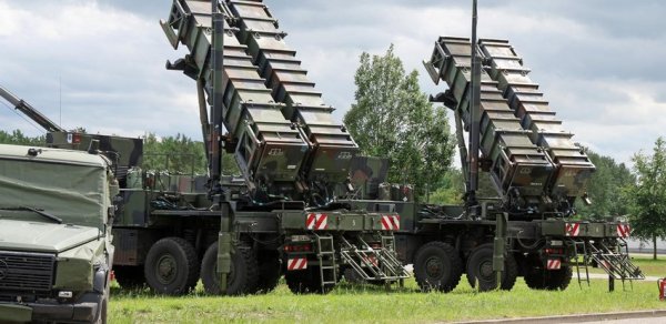 Niderland Ukraynaya 500 milyon avro dəyərində ABŞ silahları verəcək