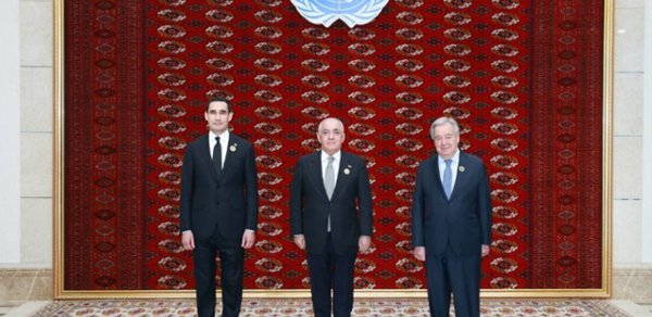 Əli Əsədov Türkmənistan Prezidenti ilə görüşdü