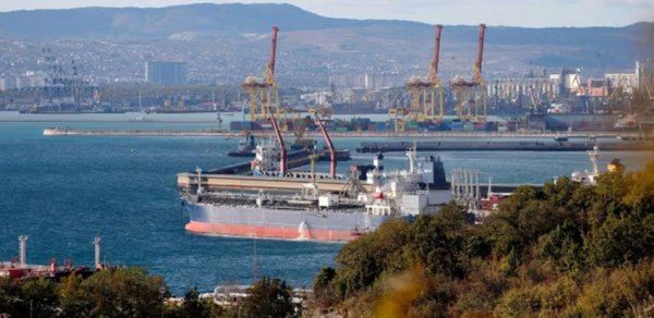 KİV: Tramp Rusiyanın kölgə donanmasına qarşı sanksiyalar hazırlayır