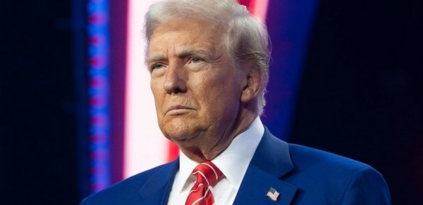 Donald Tramp: Yaxın günlərdə Ukraynadakı müharibənin bitməsinə çalıçacağıq