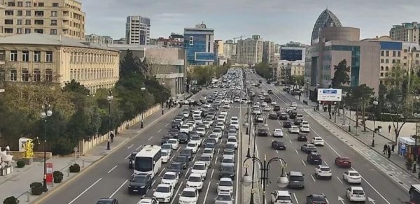 Bakıda bu yollarda sıxlıq var - SİYAHI