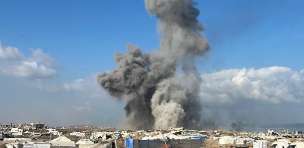 İsrailin Qəzzaya son hücumları nəticəsində 17 fələstinli həlak oldu