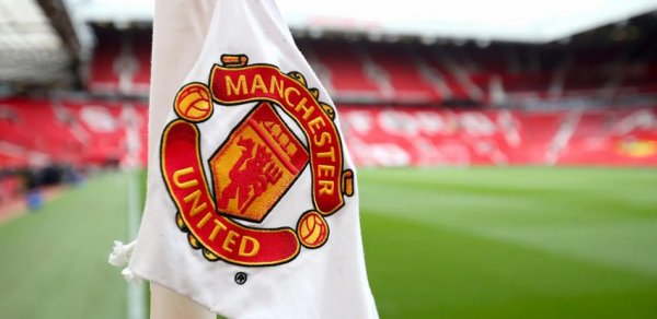 "Mançester Yunayted" yay transfer dönəmi bitənədək dörd futbolçunu göndərmək istəyir