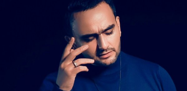 Məşhur müğənni təcili əməliyyat olundu - FOTO