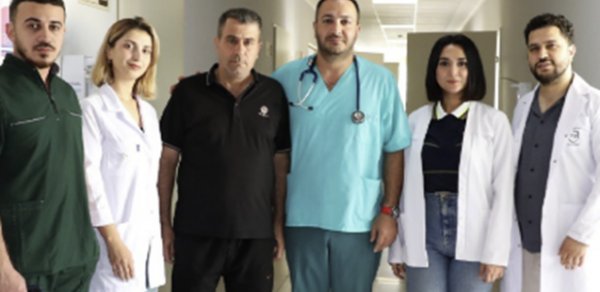 İki həkim əməliyyat etdi - onkoloji xəstə sağaldı