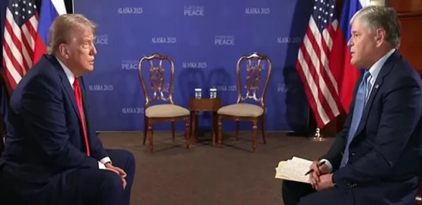 Tramp: Putinlə danışıqlar zamanı böyük irəliləyiş əldə etmək mümkün oldu