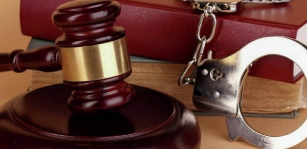 66 yaşlı kişini öldürən 21 yaşlı gəncə cinayət işi açıldı