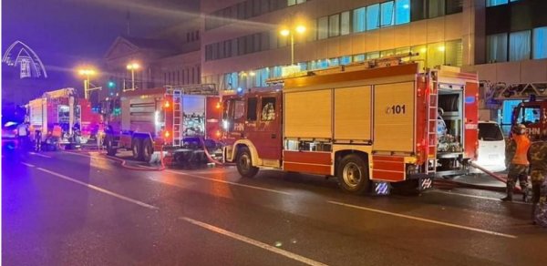 Perinatal Mərkəzdə 7 körpənin öldüyü yanğınla bağlı məhkəmədə şahidlər ifadə verib