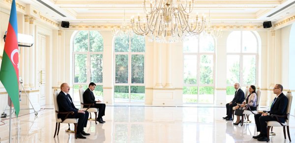 İlham Əliyev İsrailin Azərbaycandakı yeni səfirinin etimadnaməsini qəbul edib - FOTOLAR