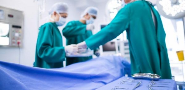 Prokurorluq psixoloqun plastik əməliyyatdan sonra ölümü ilə bağlı araşdırma aparır