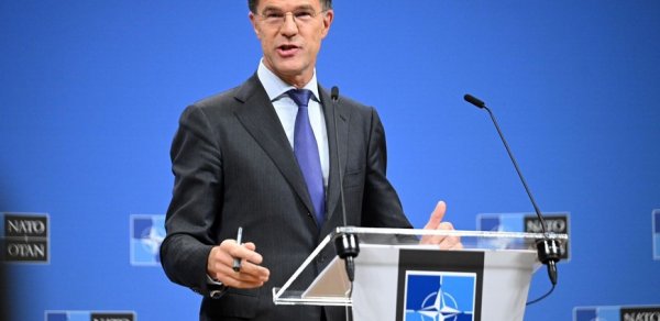 Ukraynadakı müharibəni sona çatdıra bilərik - NATO Baş katibi
