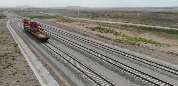 Türkiyə ilə Azərbaycanı birləşdirəcək dəmiryolu xəttinin təməlqoyma mərasimi keçirilir