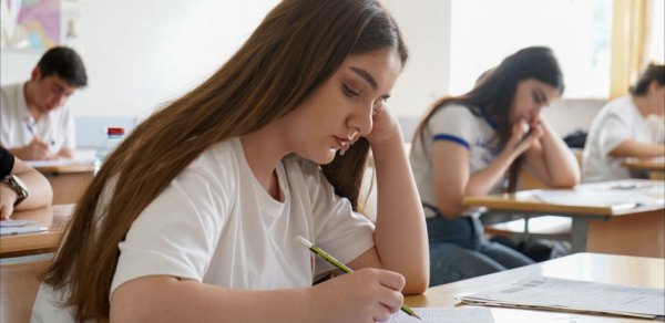 600-dən yuxarı bal yığan 127 şagird bu universiteti seçib