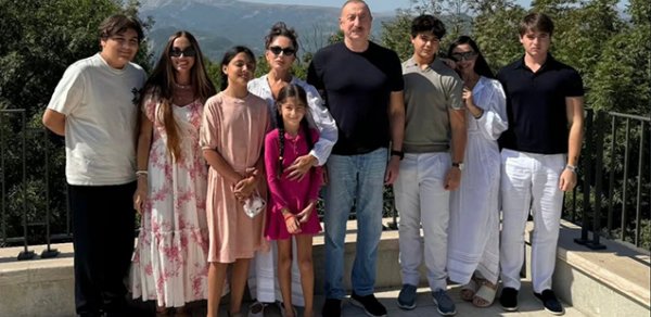 Prezident ailəsinin yeni - FOTOSU