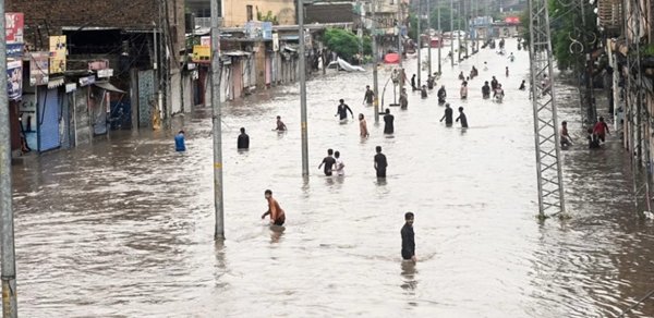 Pakistanda musson yağışları nəticəsində ölənlərin sayı 800-ə çatdı