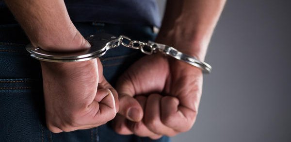 Yevlaxda atasını bıçaqlamaqda şübhəli bilinən şəxs saxlanıldı