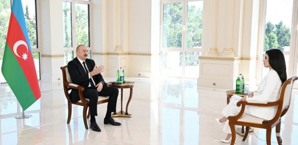 İlham Əliyev “Əl-Ərəbiyyə” telekanalına müsahibə verib