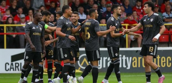 Çempionlar Liqası: "Qarabağ" - "Ferentsvaroş" oyunu başlayıb