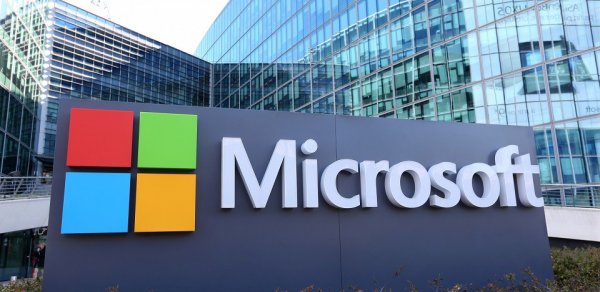 "Microsoft" iki əməkdaşını işdən çıxardı – İsrailə qarşı aksiya keçirdikləri üçün