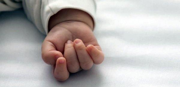 Ağdamda valideynləri tərəfindən döyülən körpələrin vəziyyəti açıqlanıb