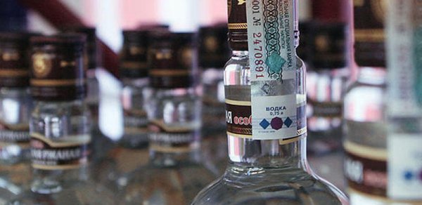 Azərbaycanda bu spirtli içki marketlərdən yığışdırılır: insan həyatı üçün təhlükəlidir