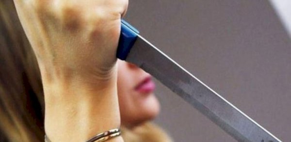 Cəlilabadda qardaşını bıçaqlayan bacı saxlanıldı