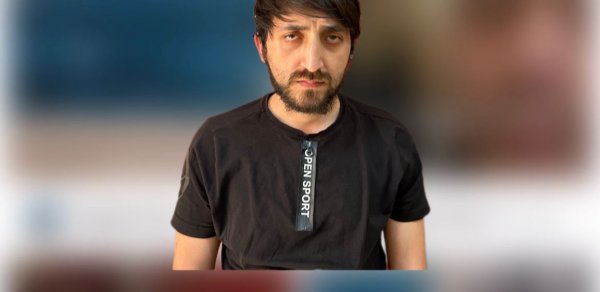 Maddi yardım edəcəyi vədi ilə bank kartlarından oğurluq edən kiberdələduzu saxlanıldı