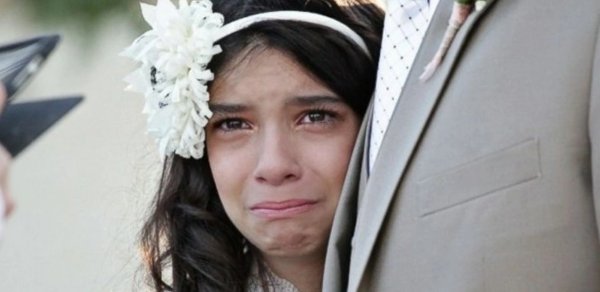 17 yaşlı qızını ərə verən valideynlər cərimələndi