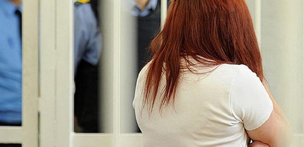 Yarım milyon mənimsəyən bacısını xilas etmək istədi - Öz 80 minindən oldu