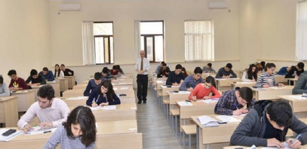 Kolleclərə qeydiyyatın tarixi açıqlandı