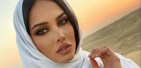 Məşhur modelin pul qarşılığında ərəb şeyxləri ilə görüşdüyü iddia edilib
