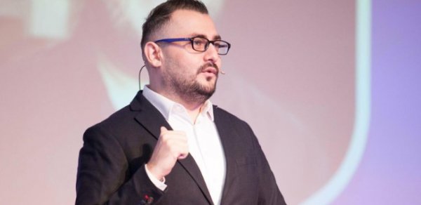 "Quru sərhədlərin bağlı olmasından kasıb adamlar zərər çəkir" - Murad Arif