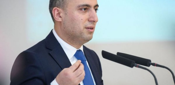 Nazir: Məktəblərdə "fond pulu" adı altında vəsait yığılması qanunsuzdur