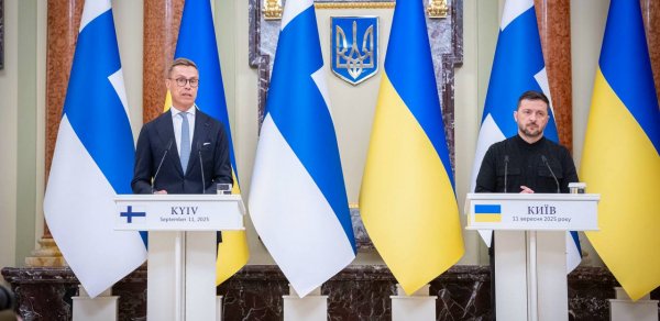 Zelenski: Rusiya-Belarus hərbi təlimləri Ukrayna və Avropaya qarşı yönəlib