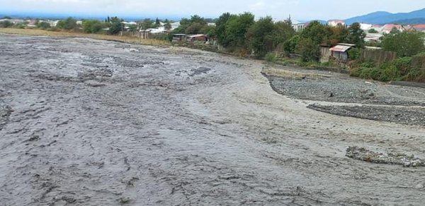 Talaçay və Balakənçaydan sel keçir