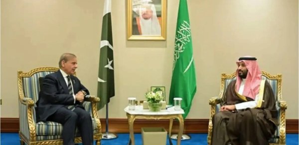Pakistan və Səudiyyə Ərəbistanı arasında müdafiə sazişi imzalanıb