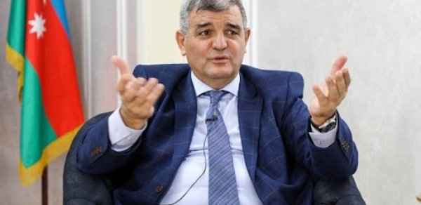 “Sosial şəbəkələrdən düzgün istifadə etmək lazımdır” - Deputat