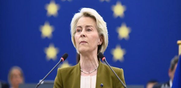 Von der Leyen: Aİ ABŞ-dan asılılığını azaltmalıdır