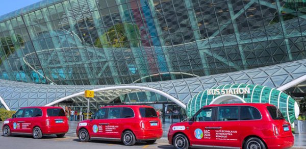 Aeroportdakı taksi tarifləri ilə bağlı araşdırma başlanıldı