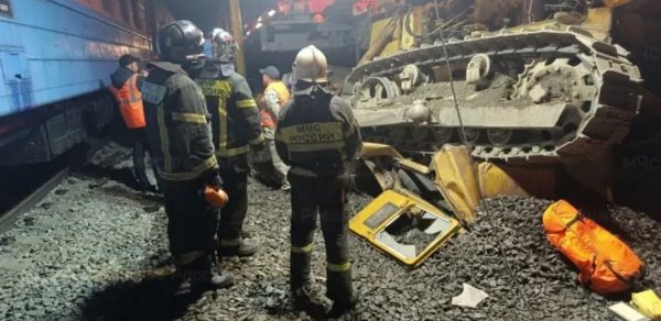 Rusiyada dəmiryolunda dəhşətli qəza: Ölənlər və yaralananlar var
